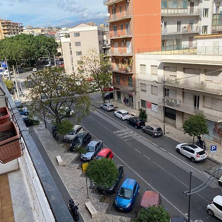Giuffrida Apartment Rooms Catania Bagian luar foto