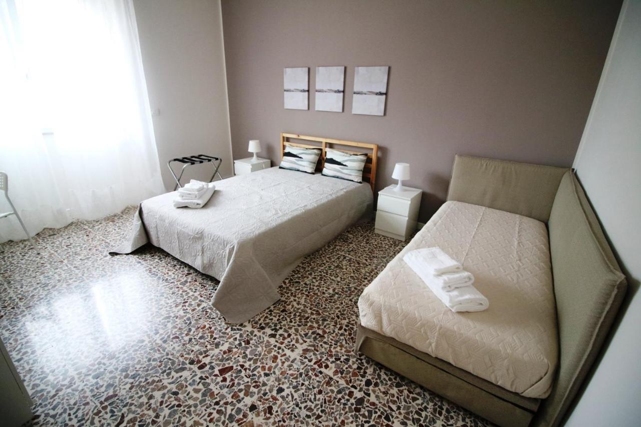 Giuffrida Apartment Rooms Catania Bagian luar foto
