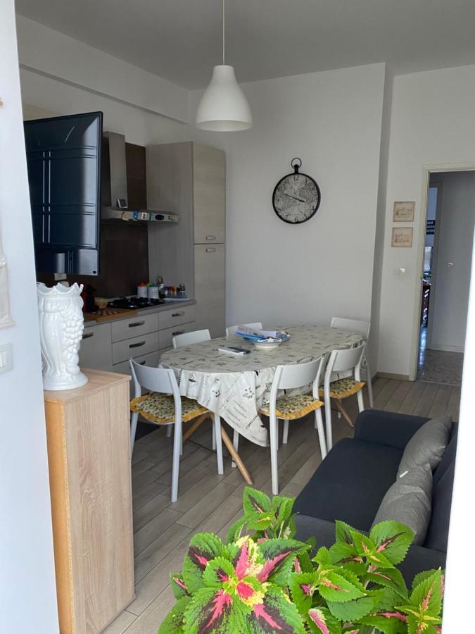 Giuffrida Apartment Rooms Catania Bagian luar foto